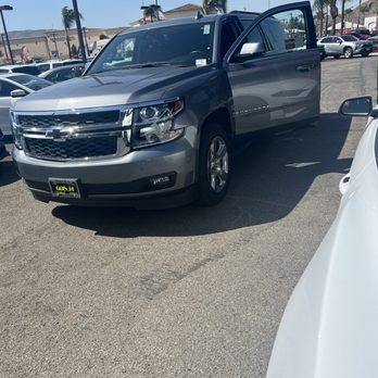 GOScH Collision - Suburban - Car Dealers Near Me - Hemet, California