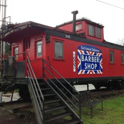 The Cut Loose Caboose Barber Shop - Too bad it wasn't open on my day off.