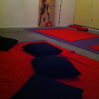 Yomabe - Yoga Near Me - Rotterdam, ZH