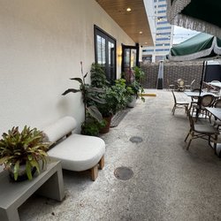 Siren Social Club - Outdoor seating
