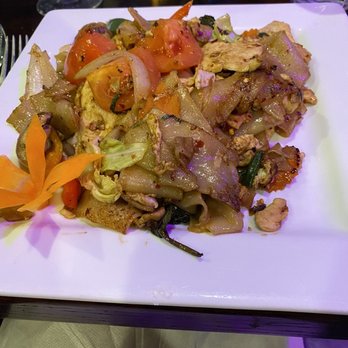 Pad Thai Restaurant - Drunken noodles #26 on the menu - Thai Near Me - Carmel, Indiana
