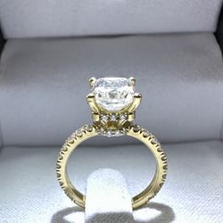 Nijjar Jewelers - 2ct radiant