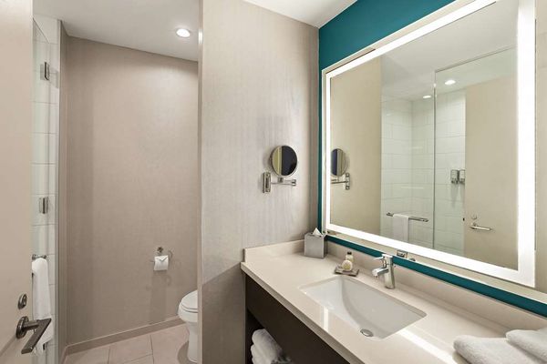 Sonesta Bee Cave Austin Hill Country by null