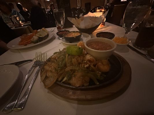 Via Real Restaurant by null