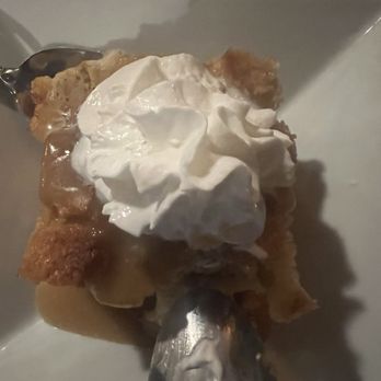 Diane's Saddleback Grill - Bread pudding - Bars Near Me - Lake Arrowhead, California