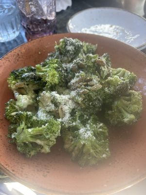 Round Corner Cantina by null