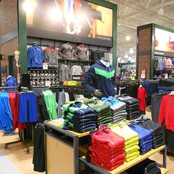DICK'S Sporting Goods