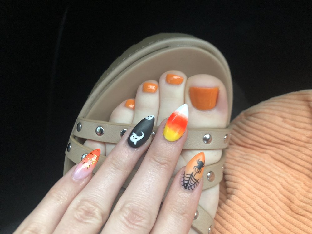 Galaxy Nails