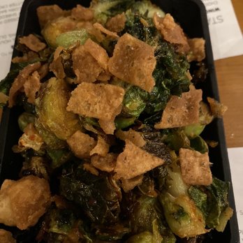 Chomp Kitchen & Drinks - American Near Me - Warren, Rhode Island