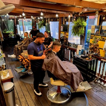 Bus Stop Barbershop - Shoo work with the crew. - Barbers Near Me - San Francisco, California Bus Stop Barbershop - Shoo work with the crew. - Barbers Near Me - San Francisco, California