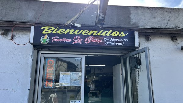 Tamalería La Doña by null