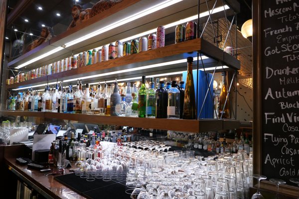 Morty's Wine & Beer Bar by null