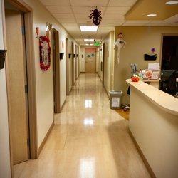 Petra Micky Obradovic, M.D - Nurses' station and hallway to the exam rooms.