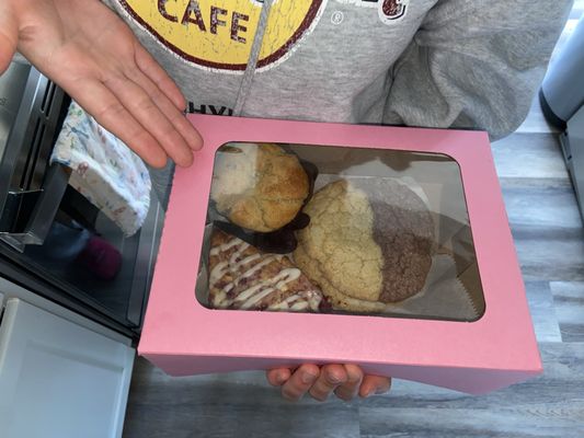 Gluten Free Goose, A Bakery by null