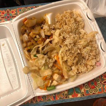 Eggroll King - rice and vegetables in a styrofoam container - Chinese Near Me - Aberdeen, South Dakota Eggroll King - rice and vegetables in a styrofoam container - Chinese Near Me - Aberdeen, South Dakota