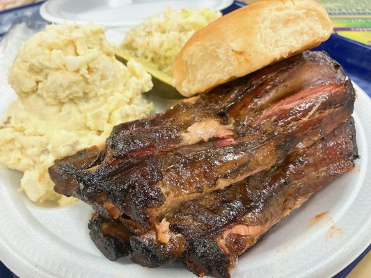 Miss Myra's Pit Bar B Q by null