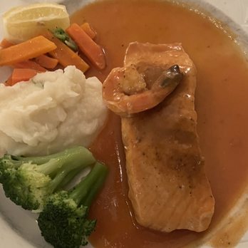 Nova Europa Restaurant - Salmon topped with shrimp in lobster sauce - Portuguese Near Me - Silver Spring, Maryland