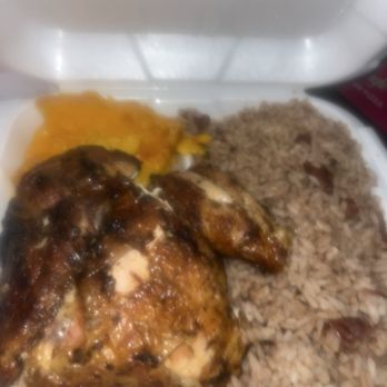 Roland's Jamaica Chicken - Caribbean Near Me - Lewisville, Texas