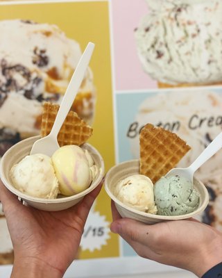 Jeni's Splendid Ice Creams by null