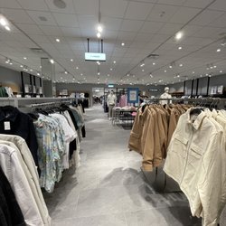 H&M