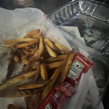 Pauloluigi To Go - Fresh cut seasoned fries - Italian Near Me - Miami, Florida Pauloluigi To Go - Fresh cut seasoned fries - Italian Near Me - Miami, Florida