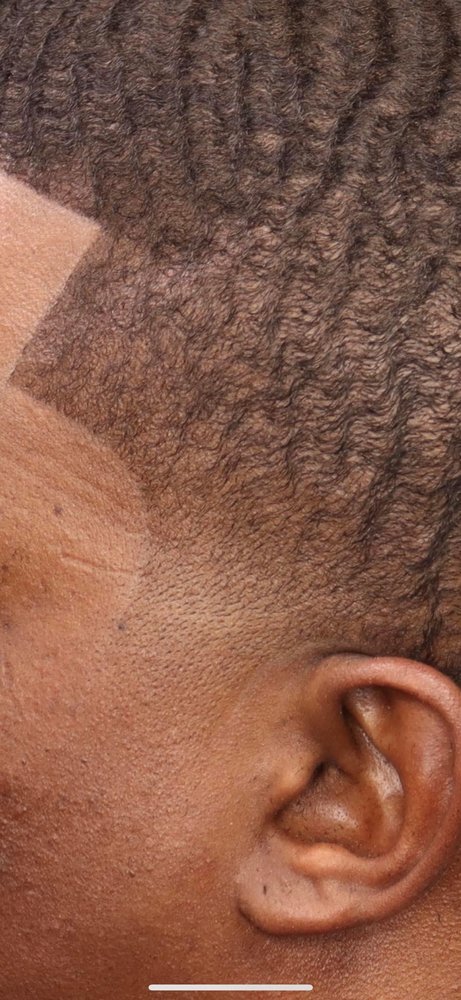 Mikes Barber and Beyond Logo