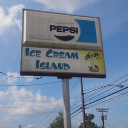 Sign by the road Sign by the road