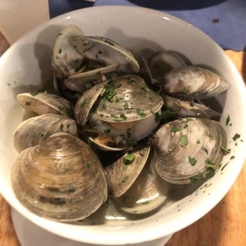 The Daily Catch - Steamed clams - Italian Near Me - Boston, Massachusetts The Daily Catch - Steamed clams - Italian Near Me - Boston, Massachusetts