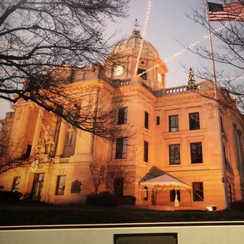 Cheddar's Scratch Kitchen - Photo of Morgan County Courthouse - American Near Me - Bloomington, Indiana