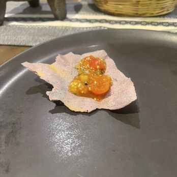 Guzina Oaxaca - Starter tortilla with homemade hot salsa - Mexican Near Me - México, D.F., DIF Guzina Oaxaca - Starter tortilla with homemade hot salsa - Mexican Near Me - México, D.F., DIF