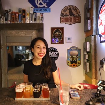 Center Pivot Restraurant And Brewery - Brewpubs Near Me - Colby, Kansas