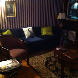 Lion's Head Bed & Breakfast - Common area/living room