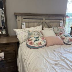 Michael's Fine Furniture
