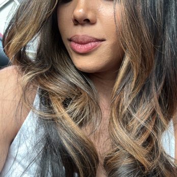 Aura Salon and Spa - Skin Care Near Me - Puyallup, Washington