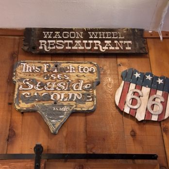 Wagon Wheel Restaurant - Wagon Wheel fun interior! - American Near Me - Needles, California