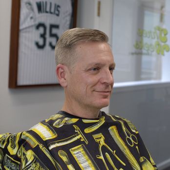 Three Weeks Barbershop - Barbers Near Me - Alameda, California Three Weeks Barbershop - Barbers Near Me - Alameda, California