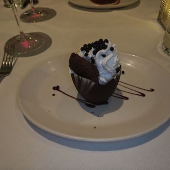 Del Frisco's Double Eagle Steak House - Chocolate mousse cake - Bars Near Me - Orlando, Florida Del Frisco's Double Eagle Steak House - Chocolate mousse cake - Bars Near Me - Orlando, Florida
