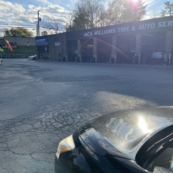 Jack Williams Tire & Auto Service Centers - JW main store front - Auto Repair Near Me - Sinking Spring, Pennsylvania