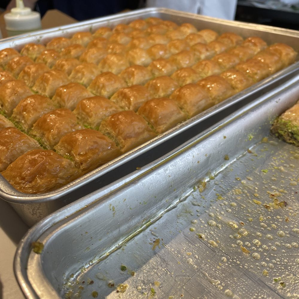 Baklavastory - Made to perfection! Best baklavas. Not overly sweet, the top layer of film stays crispy, nuts are flavorful - Bakeries Near Me - San Francisco, California