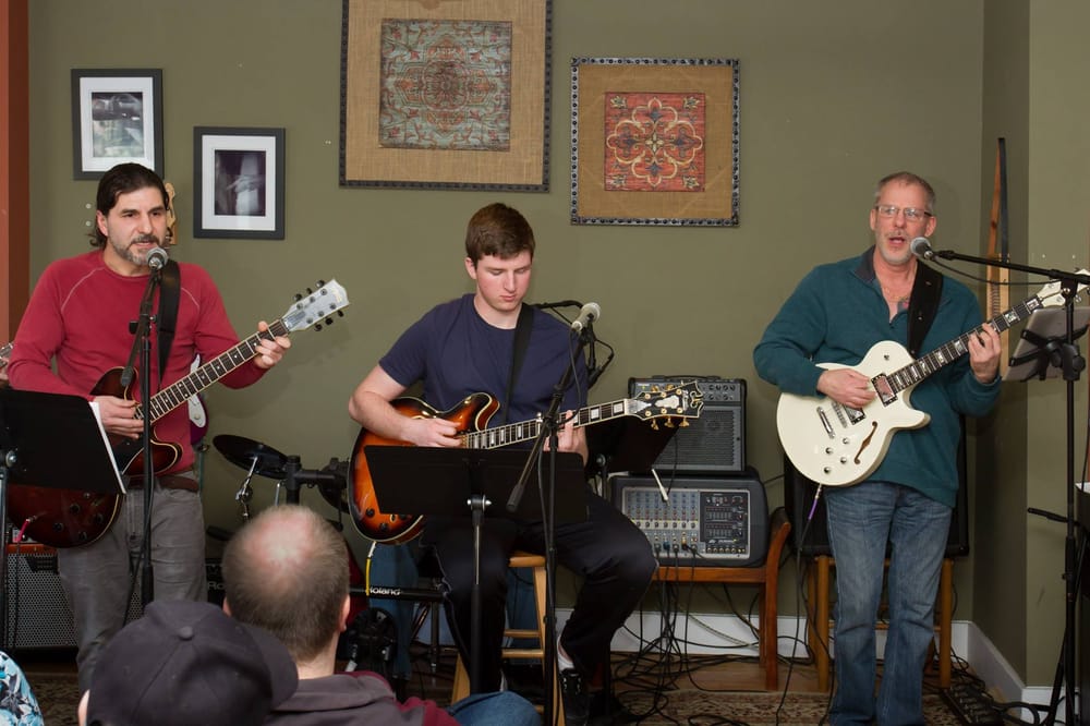 MAIN STREET MUSIC & ART STUDIO Updated September 2024 44 Photos 270 Hudson St, Cornwallon