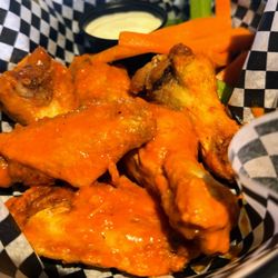 Effingbar And Grill - Wings