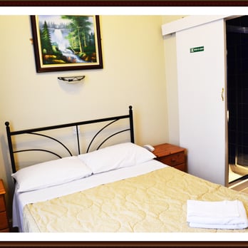 Central Hotel - Hotels Near Me - London, XGL