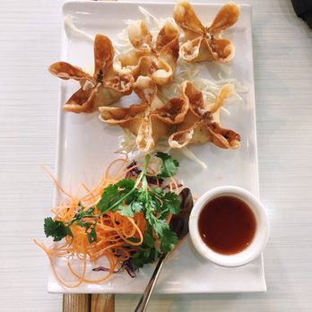 Noodle Wave - Crab Cream Cheese Rangoon - Thai Near Me - Frisco, Texas