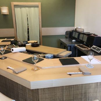 Sushi I-NABA Manhattan Beach - The full dining room...empty. - Japanese Near Me - Torrance, California Sushi I-NABA Manhattan Beach - The full dining room...empty. - Japanese Near Me - Torrance, California
