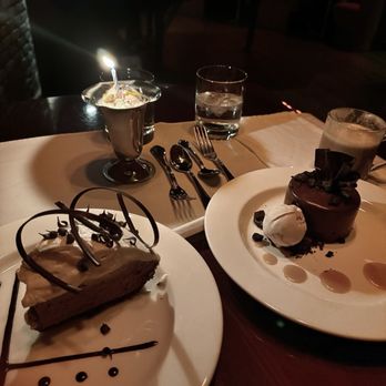 Harry Waugh Dessert Room - Lovely desserts and cafe con leche - Desserts Near Me - Tampa, Florida