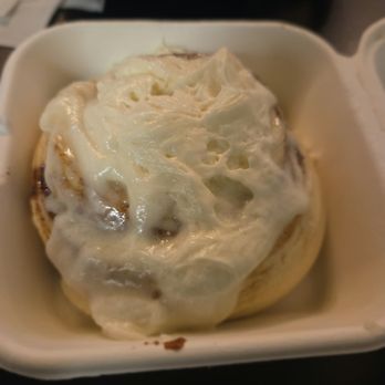 Cinnaholic - old skool basic cinnamon rolls - Bakeries Near Me - Las Vegas, Nevada