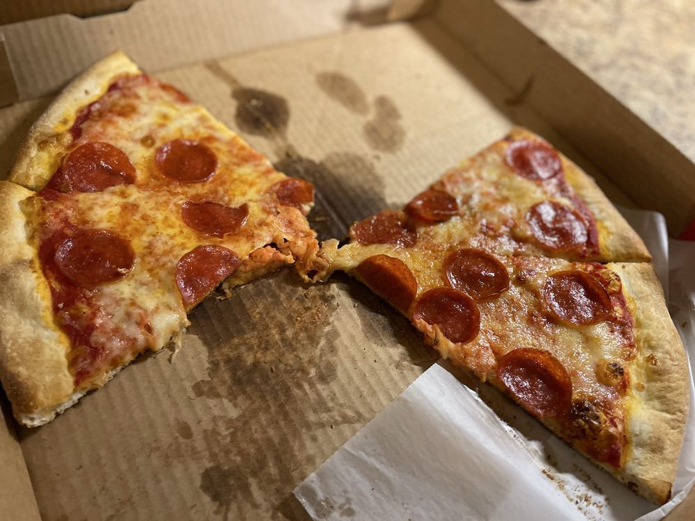 Napolis Pizza Logo