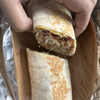 Sunrise Deli - Delis Near Me - West Haven, Connecticut