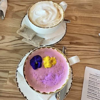 BB Cafe & Catering - Omg!!!!  so impressed by service Tara was an amazing server!  Definitely impressed! - Cafes Near Me - Burbank, California