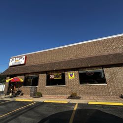 Lu and Ton's Wieners - Lu & Ton's Wieners.  111 S Lombard Rd, Unit 1, Addison, IL